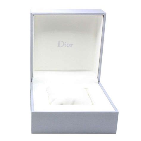 Dior viii montaigne price